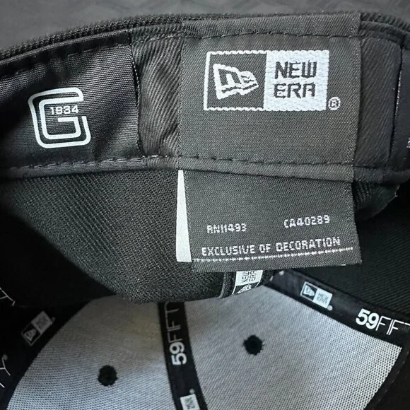 NEW ERA 59FIFTY Fitted Cap Yomiuri Giants Black x Black/Orange Cap 2024 - Size 7 - Picture 9 of 10